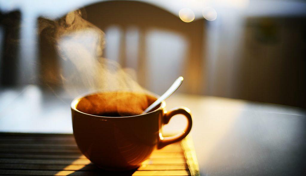 نوشیدن قهوه در روز برای سلامتی خطر دارد؟