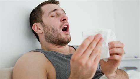 معنی خرافی عطسه در فرهنگ‌های مختلف